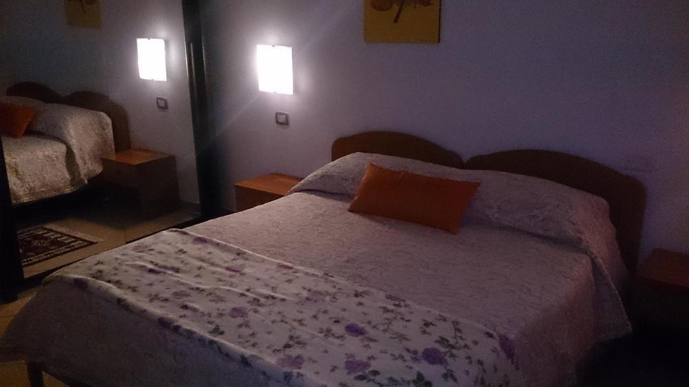 Il Mirto E La Rosa Bed & Breakfast Arenella  Bagian luar foto