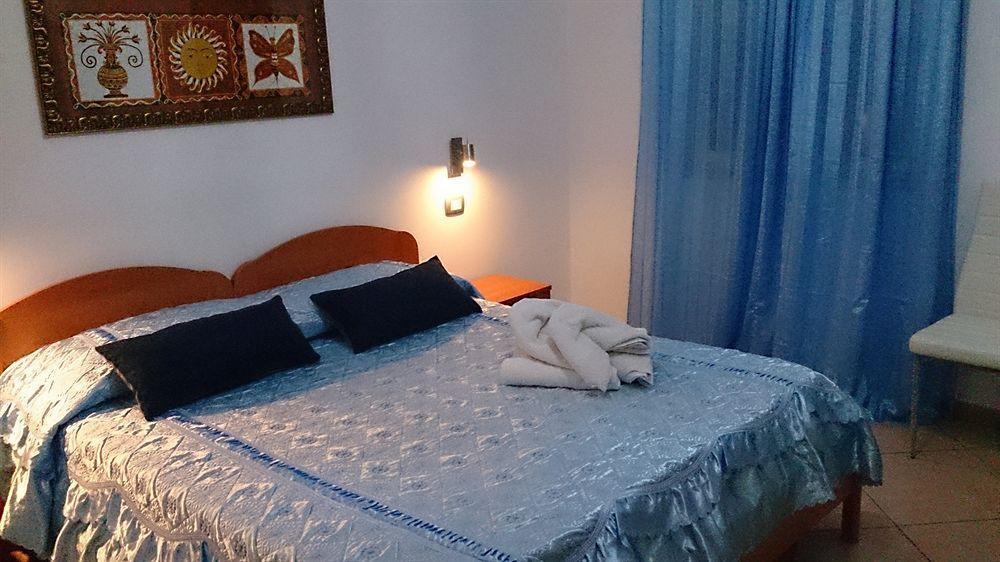 Il Mirto E La Rosa Bed & Breakfast Arenella  Bagian luar foto