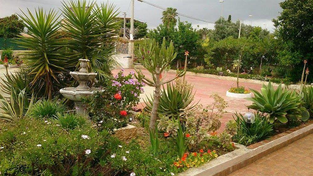 Il Mirto E La Rosa Bed & Breakfast Arenella  Bagian luar foto